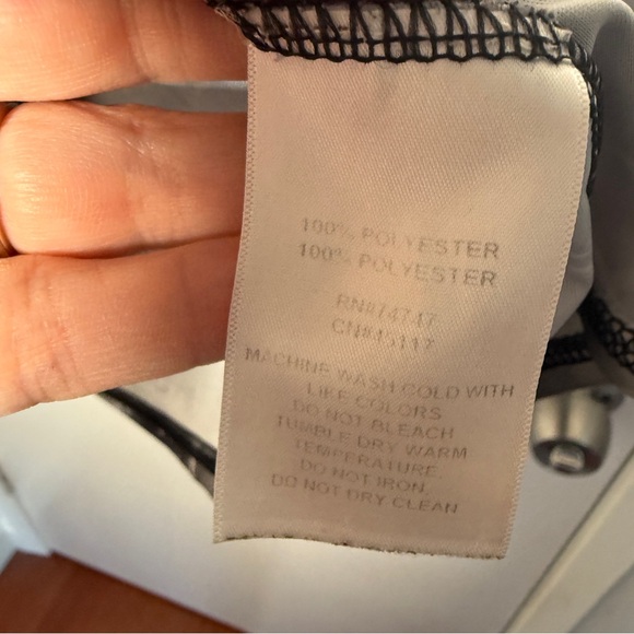 World Wide Sportsman Black Marble Long-Sleeve Hooded Shirt Men's Small - Picture 4 of 6